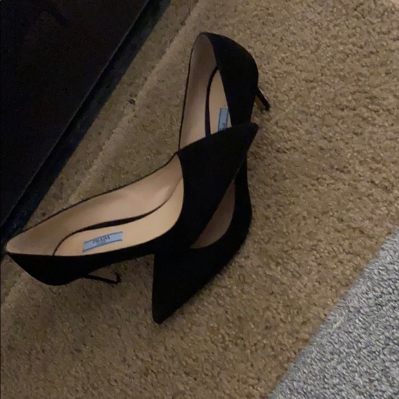 Prada kitty heels - Picture 3 of 3
